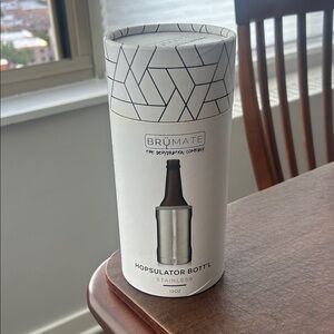 Brumate Stainless steel bottle insulator